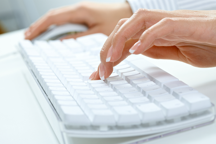 bigstock-Closeup-picture-of-female-hand-13088795